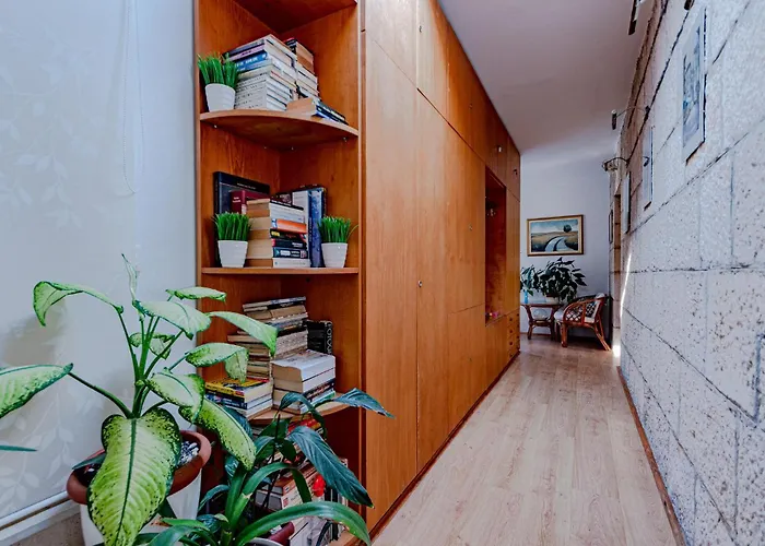 1 Bedroom In *