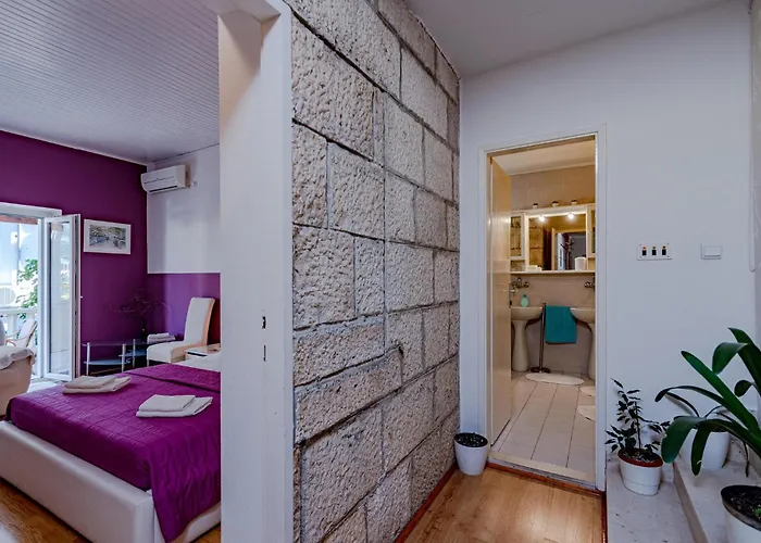 1 Bedroom In Vakantiehuis Korčula