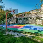 1 Bedroom Beautiful In Korcula Town