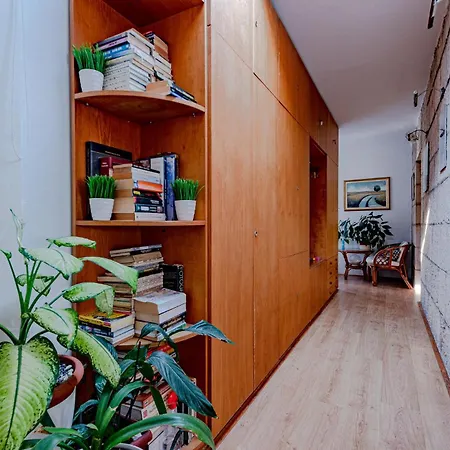 1 Bedroom In *