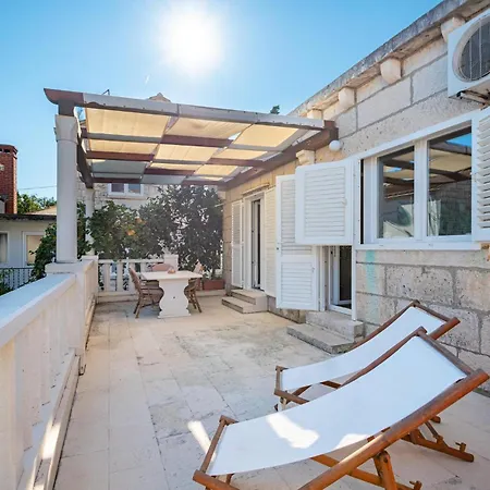 1 Bedroom Beautiful In Dom wakacyjny *